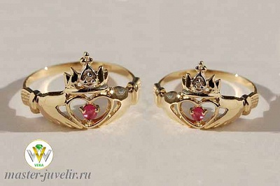 Кладдахские обручальные кольца с короной и рубином