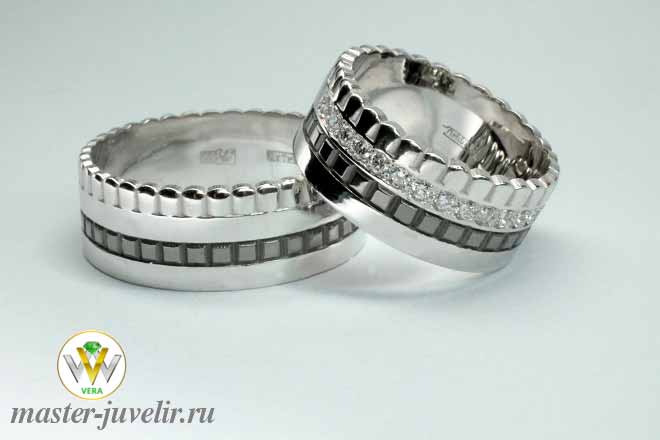 Купить обручальные кольца необычные в белом золоте с бриллиантами  в ювелирной мастерской