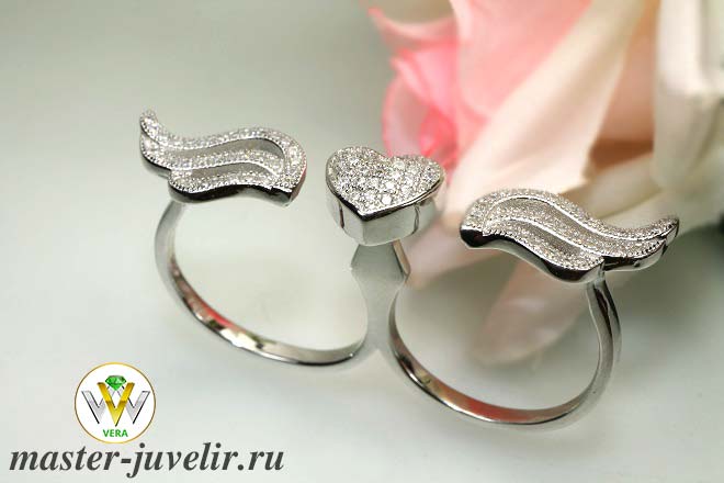 Купить кольцо на два пальца серебряное сердце с крыльями в ювелирной мастерской