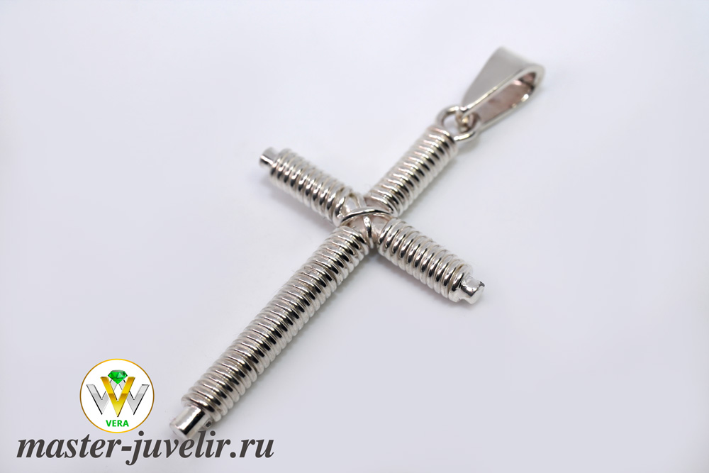 Купить серебряный католический крестик в ювелирной мастерской