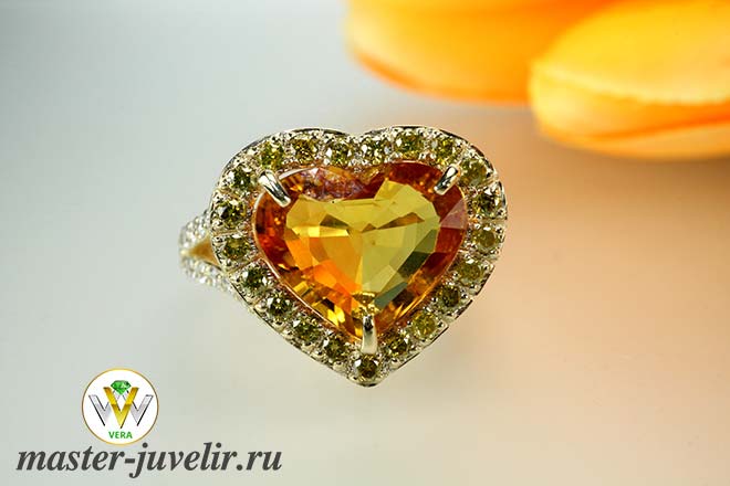 Купить кольцо с желтым сапфиром сердце с желтыми и белыми бриллиантами в ювелирной мастерской