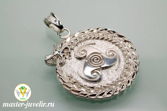 Купить серебряный кулон талисман дракон в ювелирной мастерской