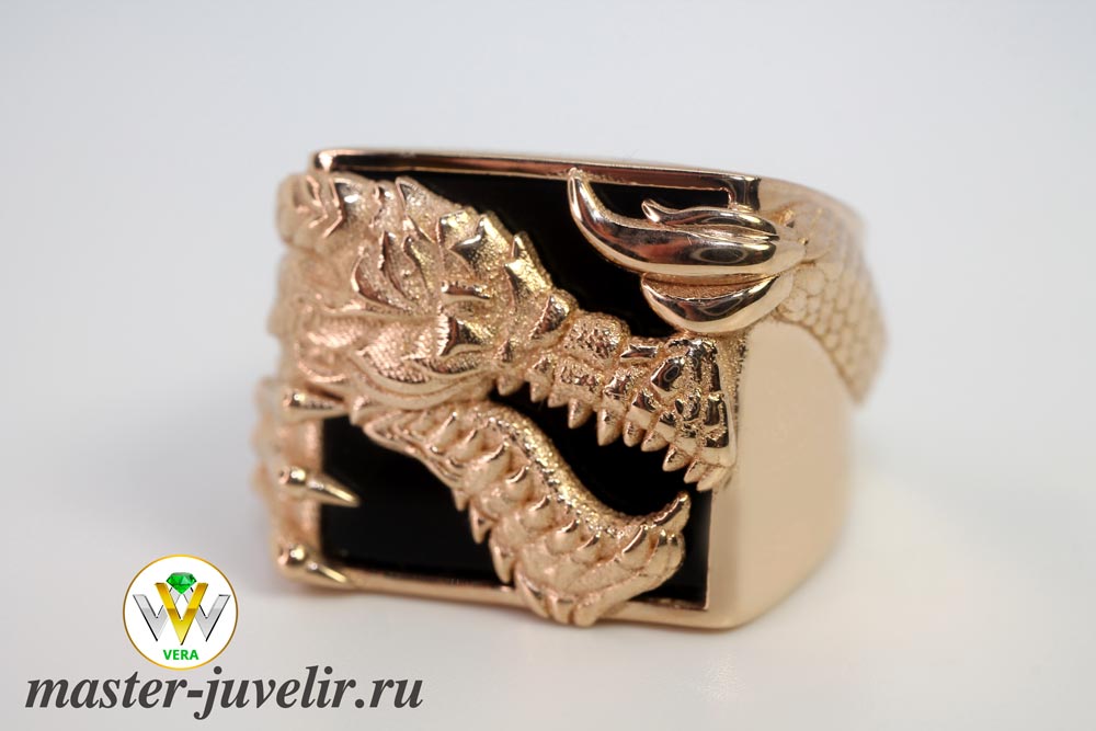 Печатка золотая с драконом