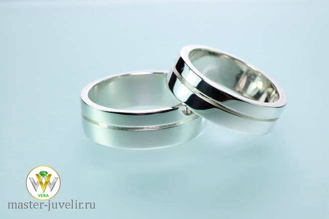 Купить обручальные кольца классические серебряные глянцевые в ювелирной мастерской