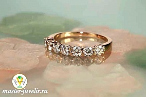 Кольцо из розового золота Дорожка с бриллиантами 