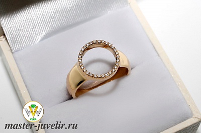 Золотое кольцо с бриллиантами по окружности