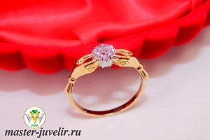 Золотое кольцо Руки с аметистом сердце