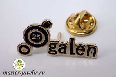Золотой значок с логотипом компании Galen