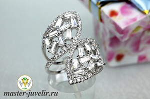 Оригинальное серебряное кольцо сдвоенное с камнями