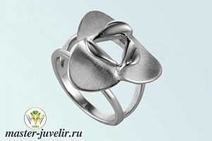 Кольцо дизайнерское серебряное в виде раскрытого цветка